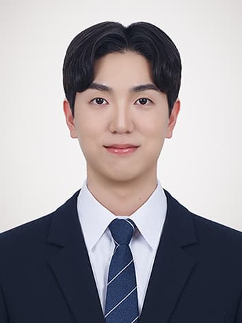 Formal portrait of Sumin Im